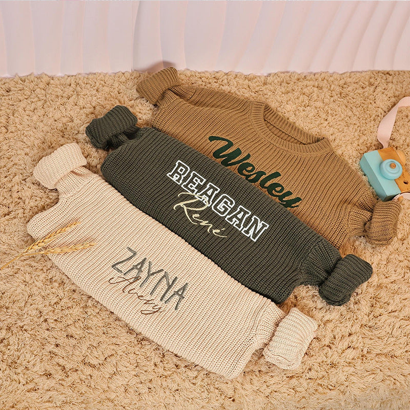 Baby sweaters with names – charming, personalized knitwear for newborns and toddlers