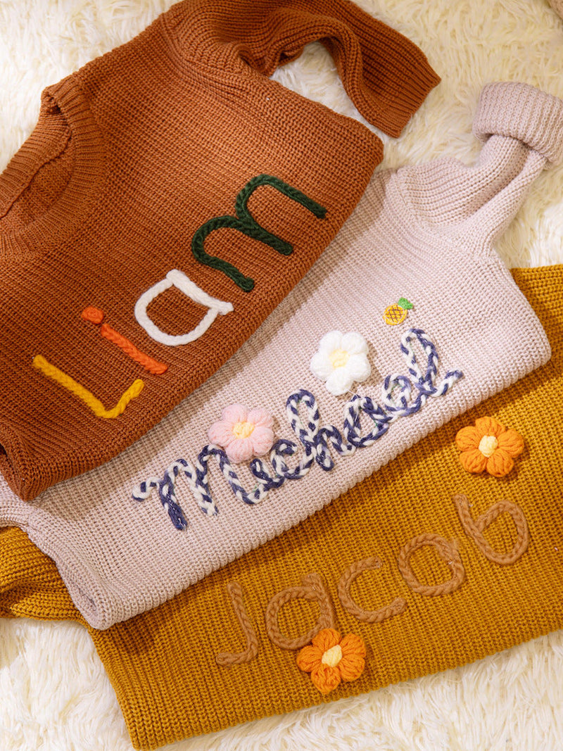 Baby sweatshirt for every day – Embroidered name, soft cotton blend for playing