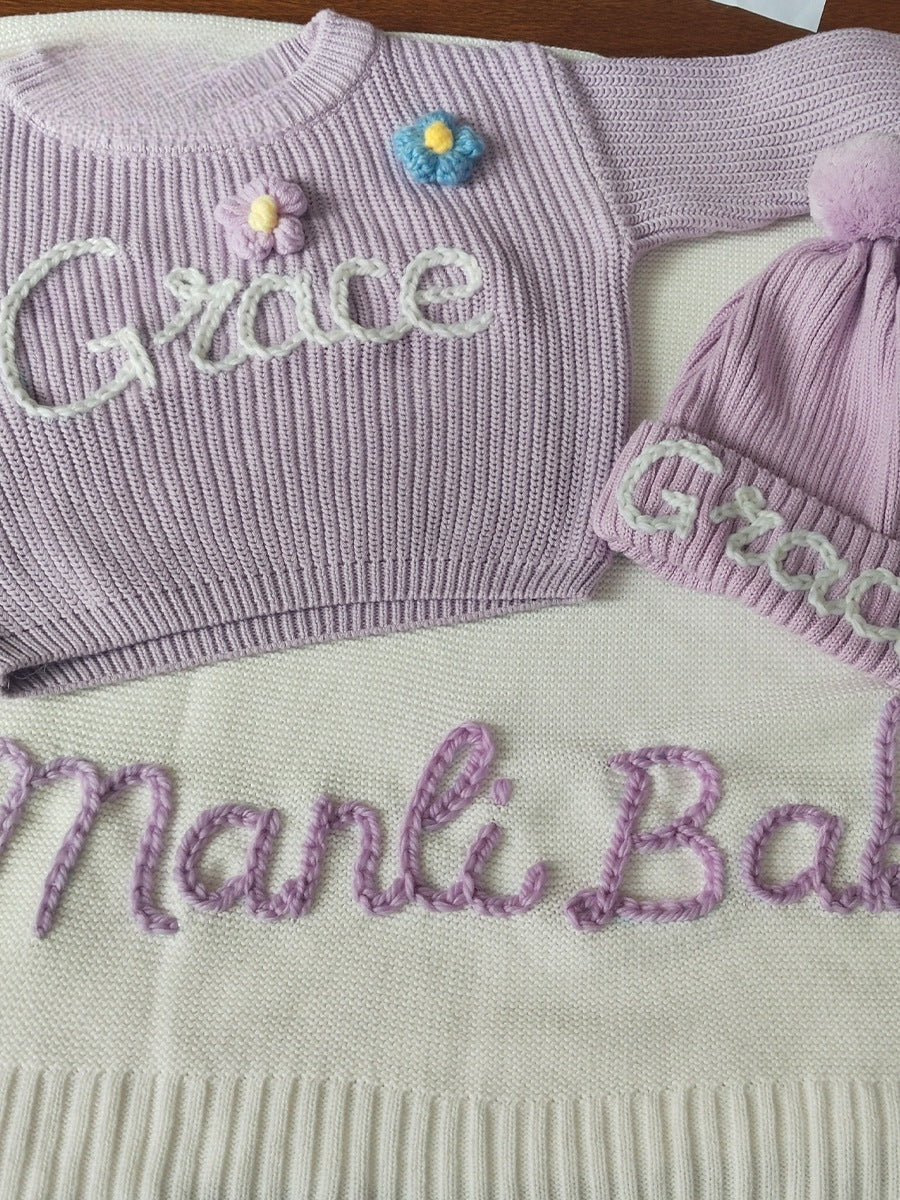 Keepsake baby sweater – personalized with name, heartwarming gift for new parents