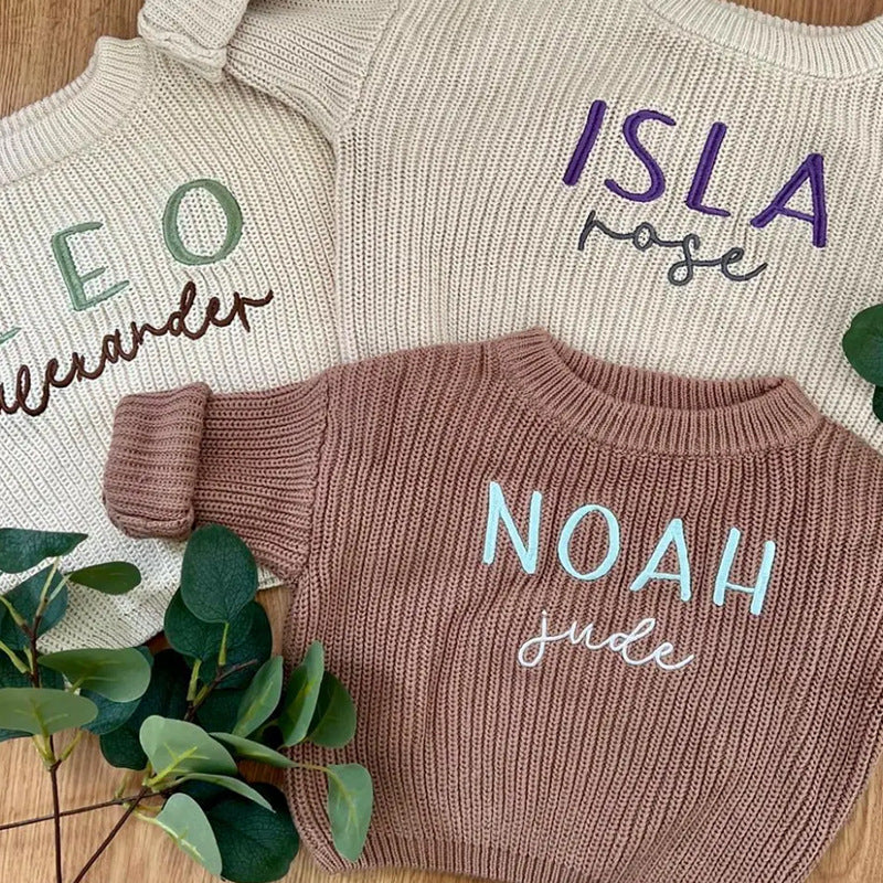 Personalized baby clothes – sweatshirt with embroidered name, perfect christening or birthday gift