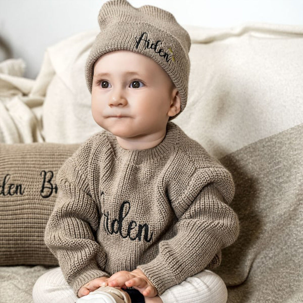 Soft knitted sweater for babies – sweater with individually embroidered name for cozy toddler outfits