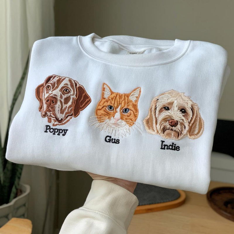 Personalized pet portrait embroidered sweatshirt, personalized dog or cat sweater with name, gift for animal lovers, memorial embroidered sweater